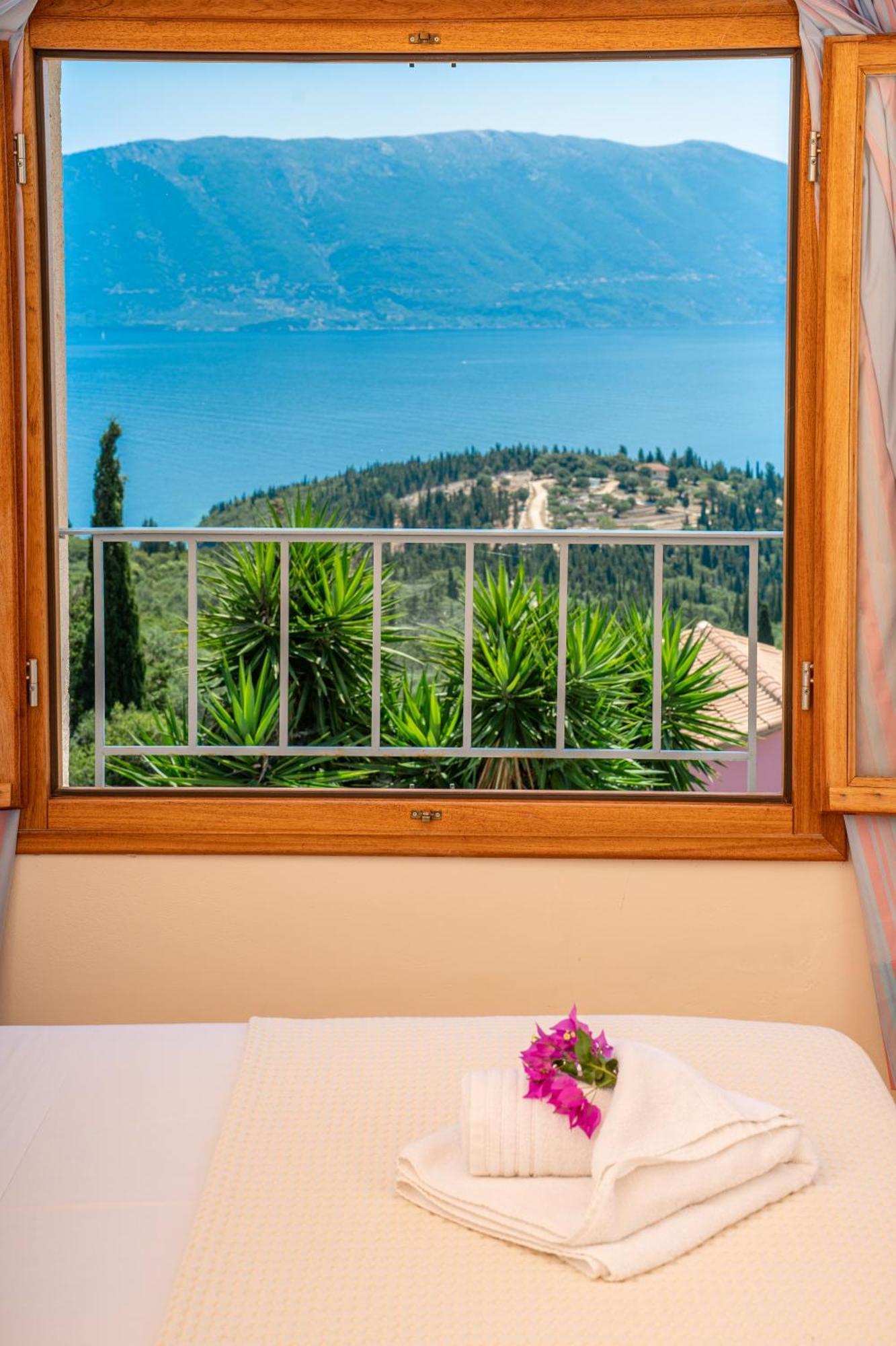 Villa Apollo, Sea view, private pool Fiskardo Esterno foto