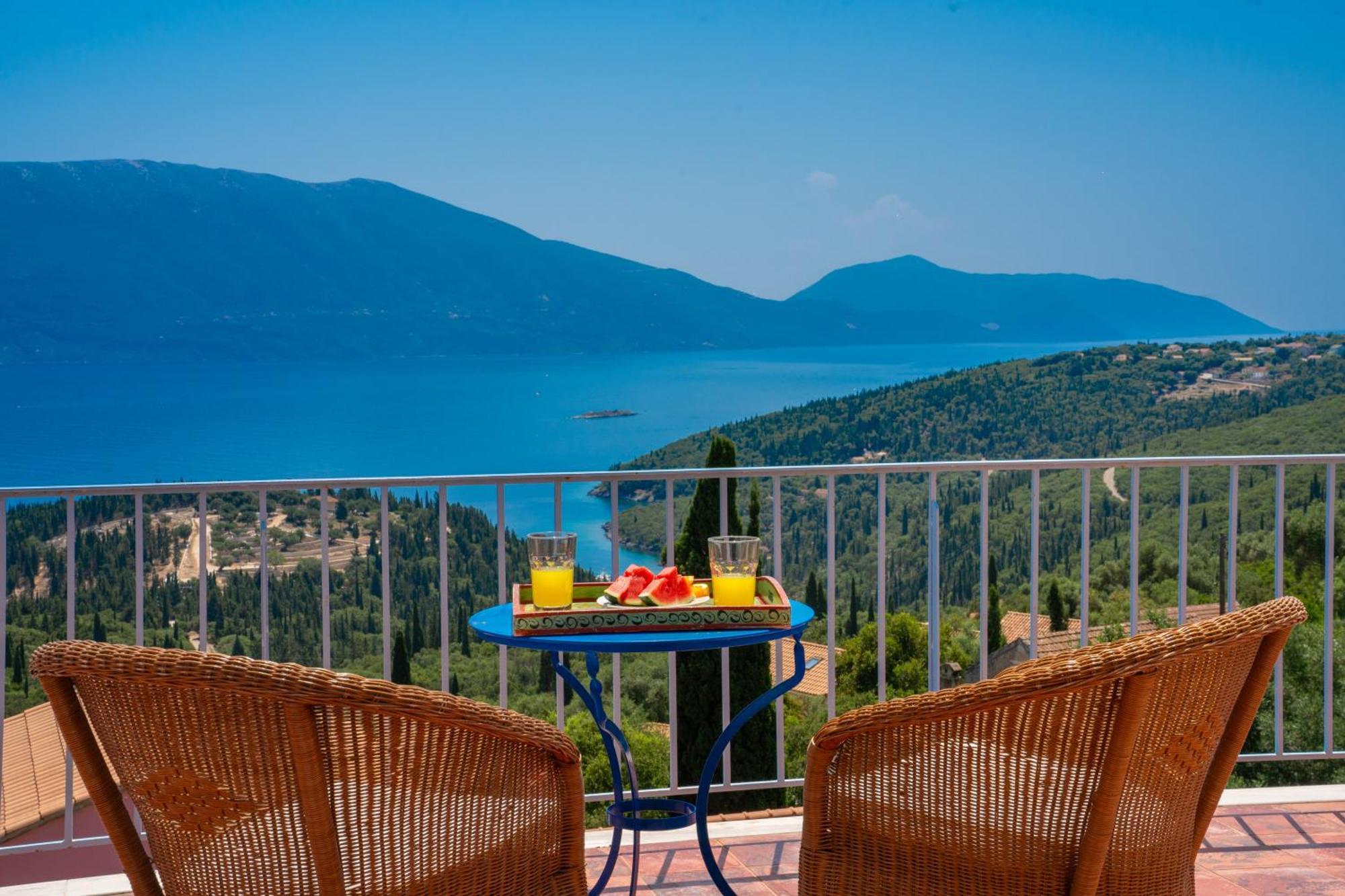 Villa Apollo, Sea view, private pool Fiskardo Esterno foto