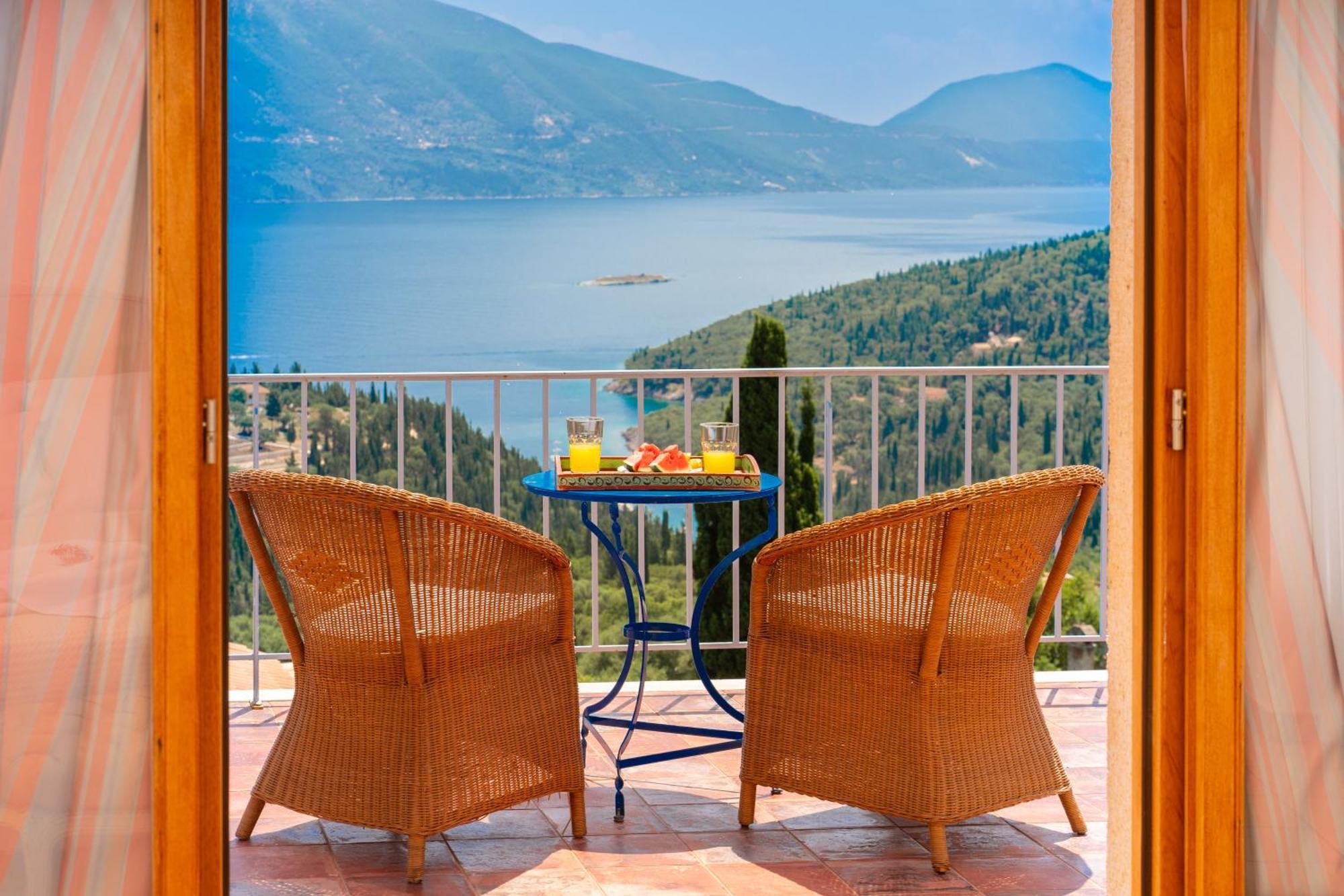 Villa Apollo, Sea view, private pool Fiskardo Esterno foto