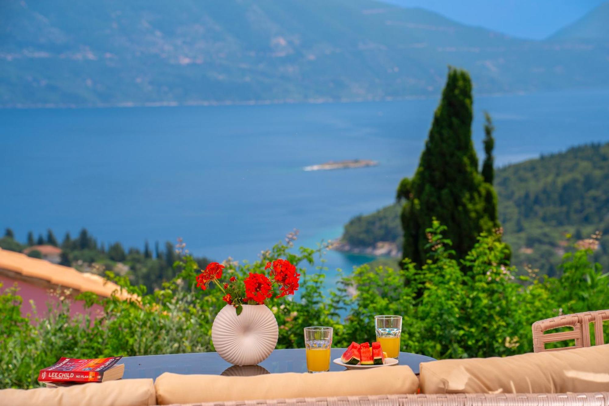 Villa Apollo, Sea view, private pool Fiskardo Esterno foto